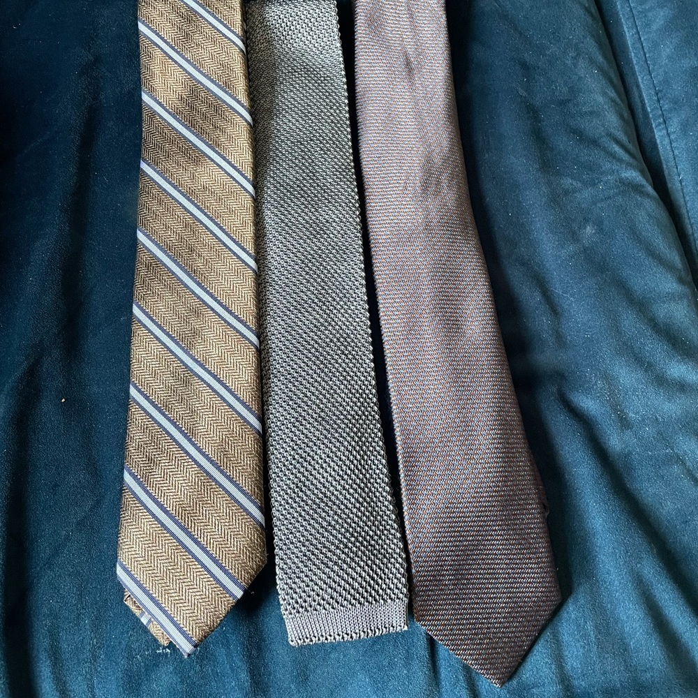 Lot of 3 ties. Tallia and Nordstrom Men’s Shop. Silk and silk blend. EUC.